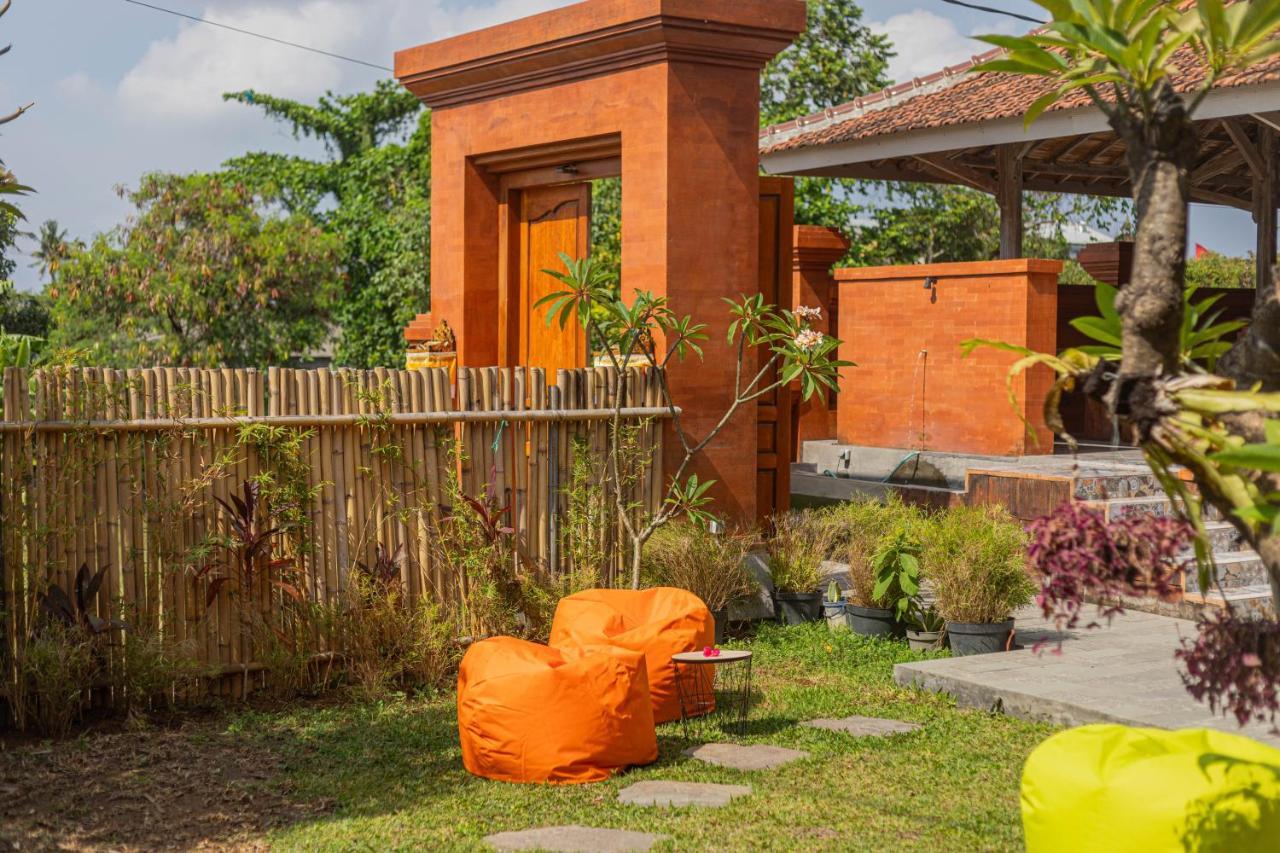 Candra Loka Studio & Apartment By The Loka Kerobokan  Exterior photo