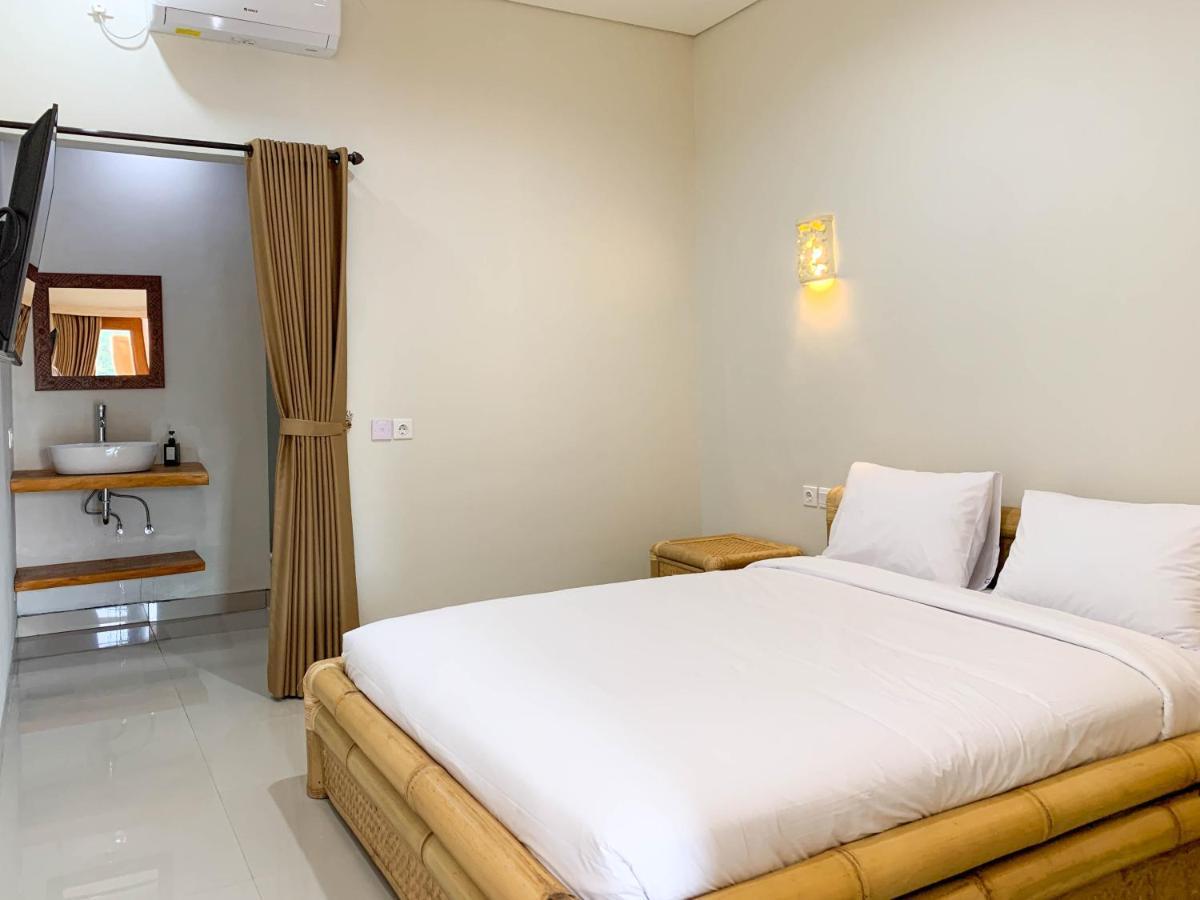 Candra Loka Studio & Apartment By The Loka Kerobokan  Exterior photo