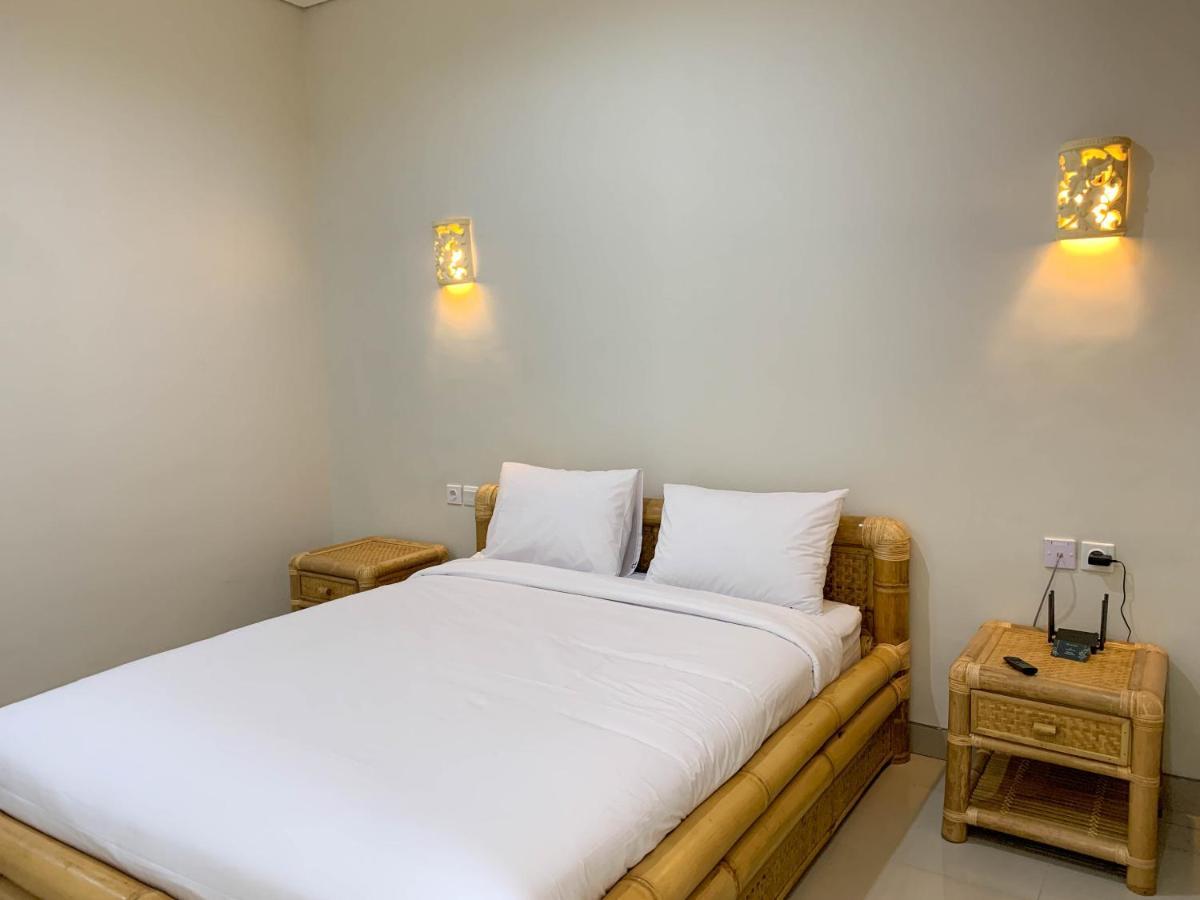 Candra Loka Studio & Apartment By The Loka Kerobokan  Exterior photo