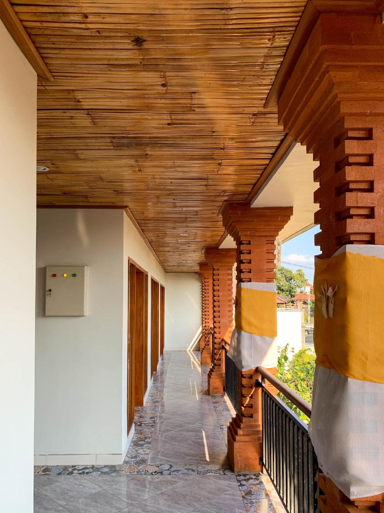 Candra Loka Studio & Apartment By The Loka Kerobokan  Exterior photo
