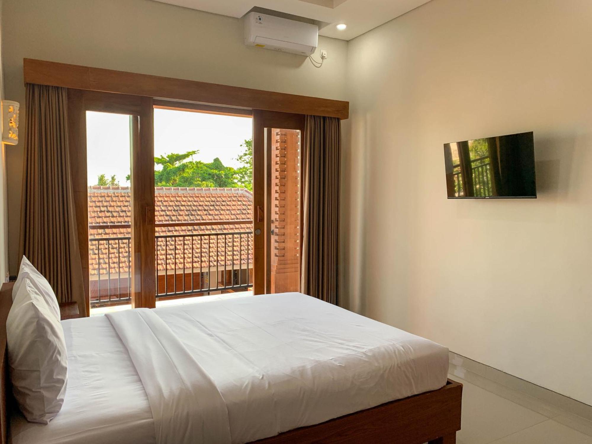 Candra Loka Studio & Apartment By The Loka Kerobokan  Exterior photo